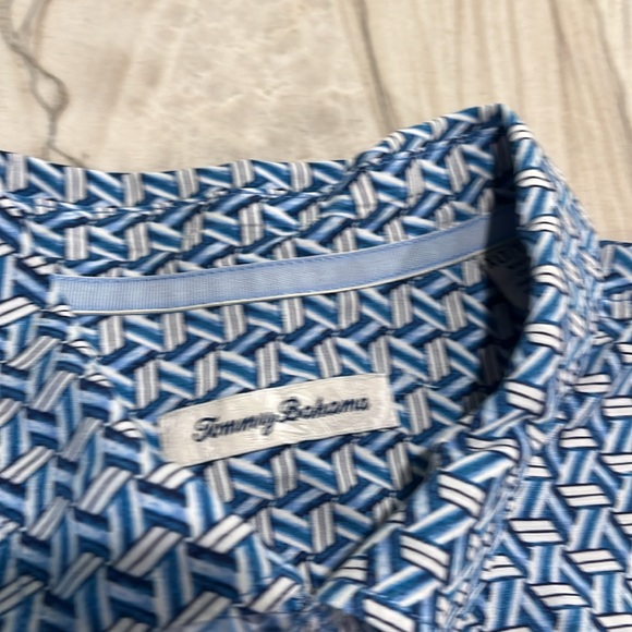 Tommy Bahama short sleeve xl/tall - Picture 2 of 3